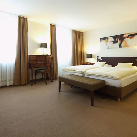 Krone ****s 4*