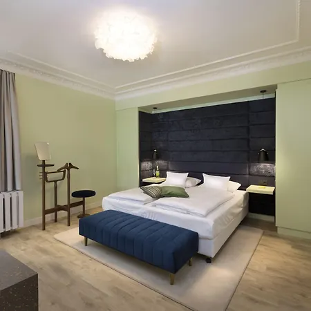 Krone ****s Hotell