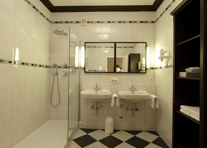 Krone ****s Hotel 4*